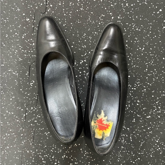 Nine West Black Leather Heels | Sz 5 - Picture 1 of 5